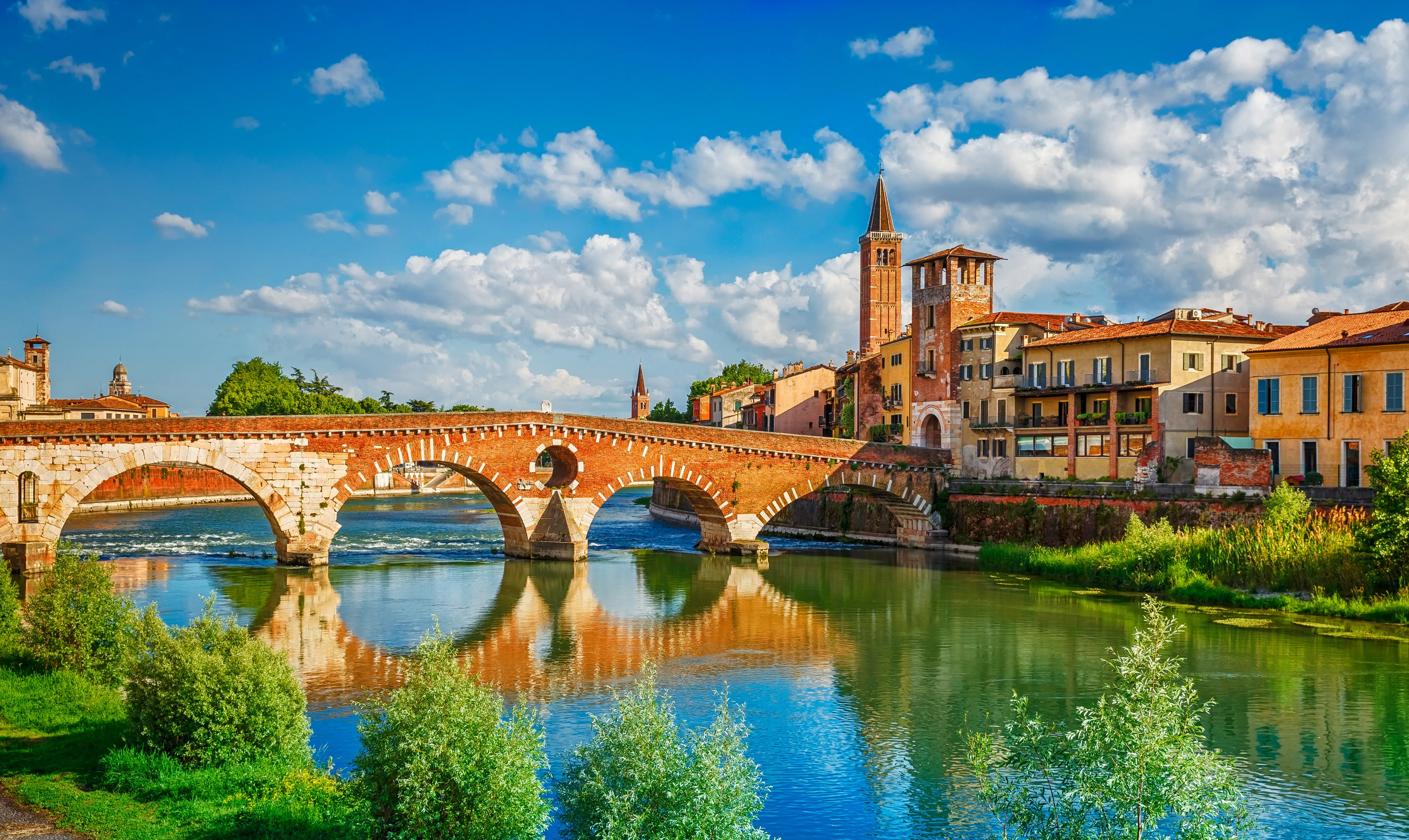 Le pont en brique de Vérone 