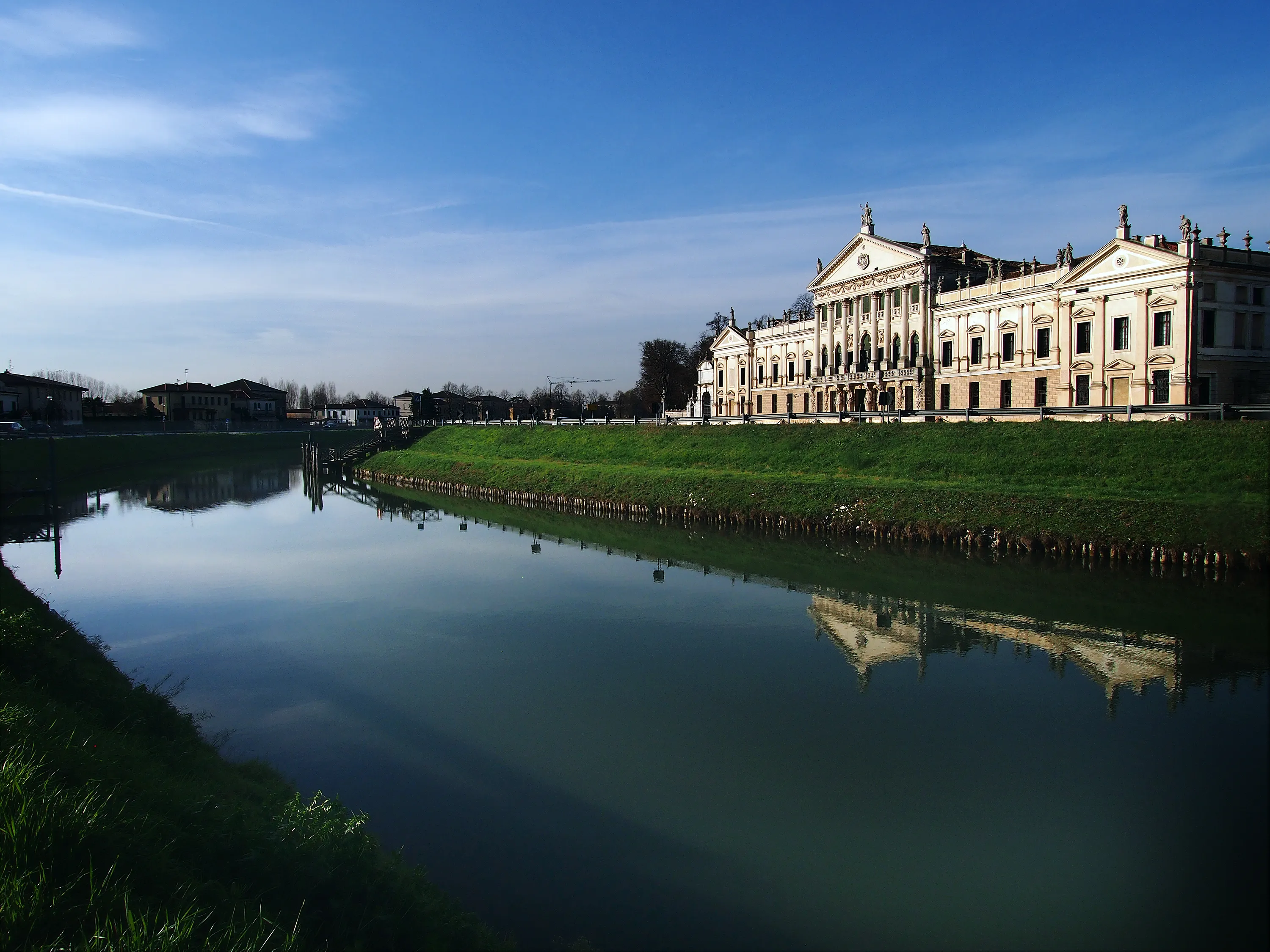 Vue sur la villa Pisani en Italie 