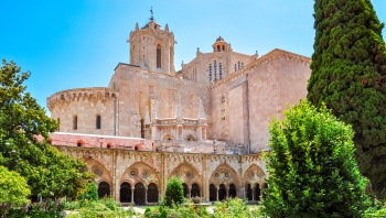 De Barcelona a Málaga Siguiendo las huellas de los grandes pintores españoles Gaudí, Dalí y Picasso - BNA_PPES
