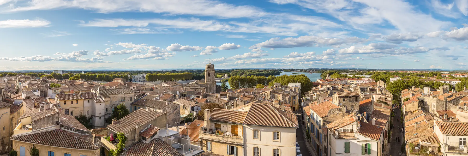 Vue panoramique sur Arles 