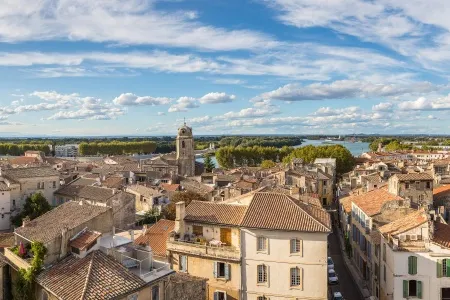 Vue panoramique sur Arles 