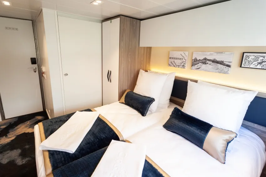 Double cabin on the main deck