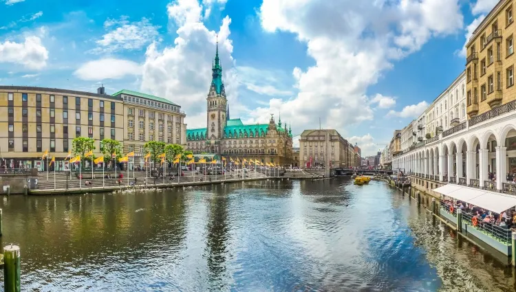 Sur les quais de Hambourg 