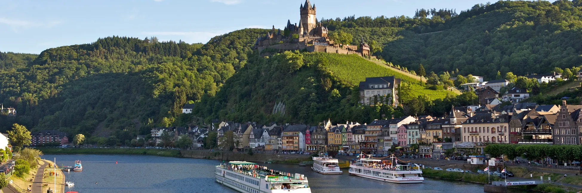 Bateau en navigation près de Cochem 