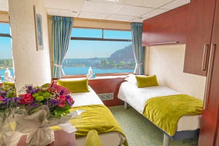 UPPER DECK 2 BEDS CAT A