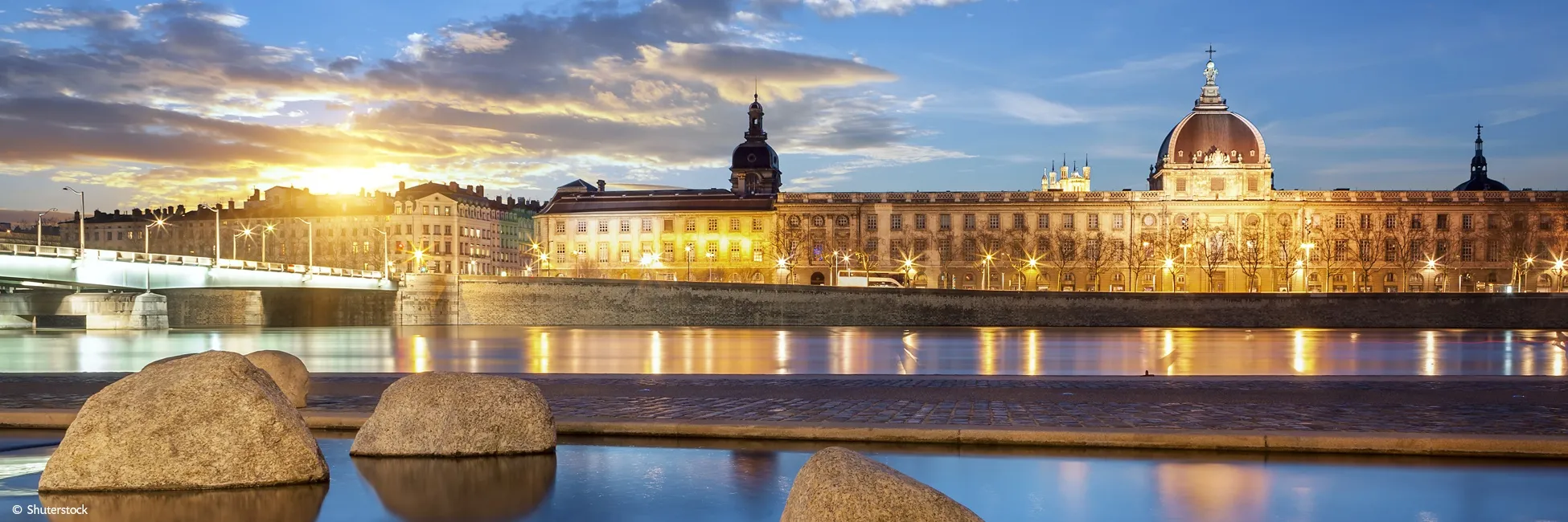 Slider place de Lyon de nuit 