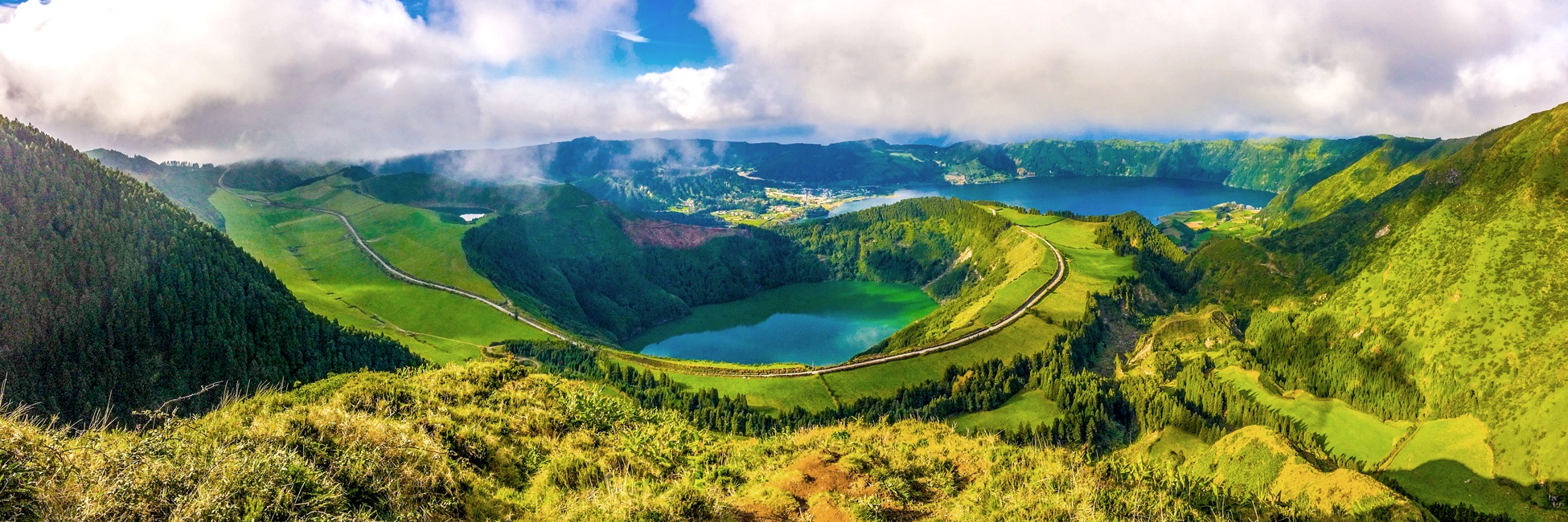 Lisbonne, l'Algarve et les îles portugaises Madère, et Sao Miguel dans l'archipel des Açores