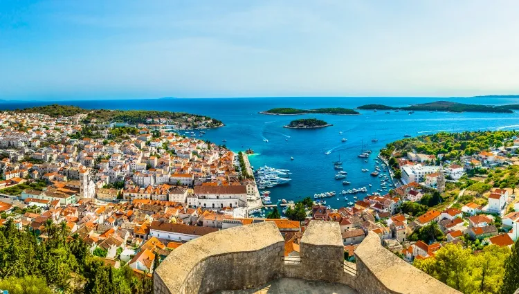 Vue en hauteur de Hvar 