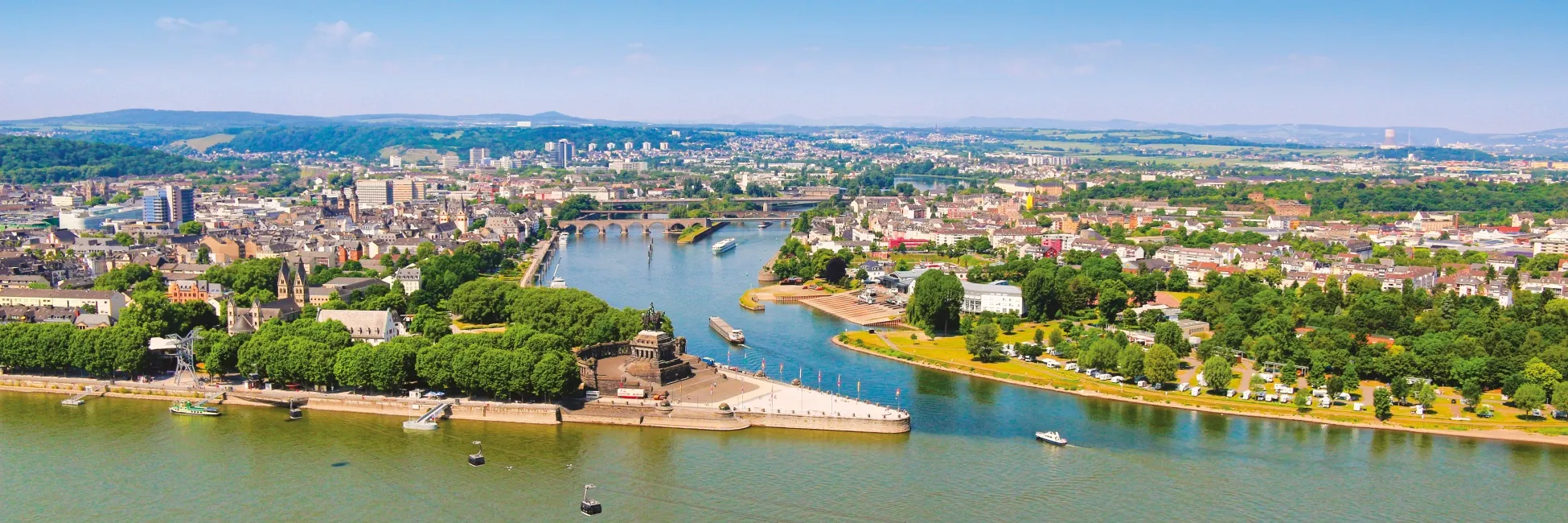 Vue panoramique sur Coblence et le Rhin 