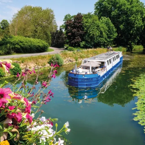 Péniche Danièle en Bourgogne 