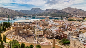 De Barcelona a Málaga Siguiendo las huellas de los grandes pintores españoles Gaudí, Dalí y Picasso - BNA_PPES
