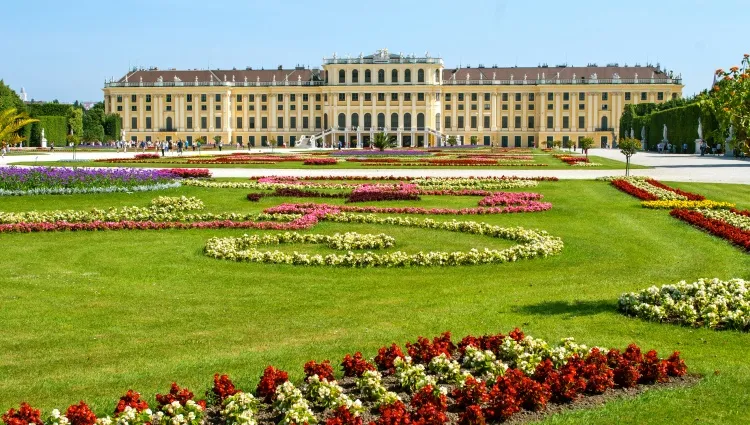 DANUBE DISCOVERY - GOSINGLES HOLIDAYS