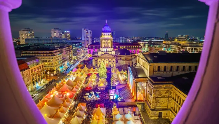 Vue globale sur le marché de Noël de Berlin 