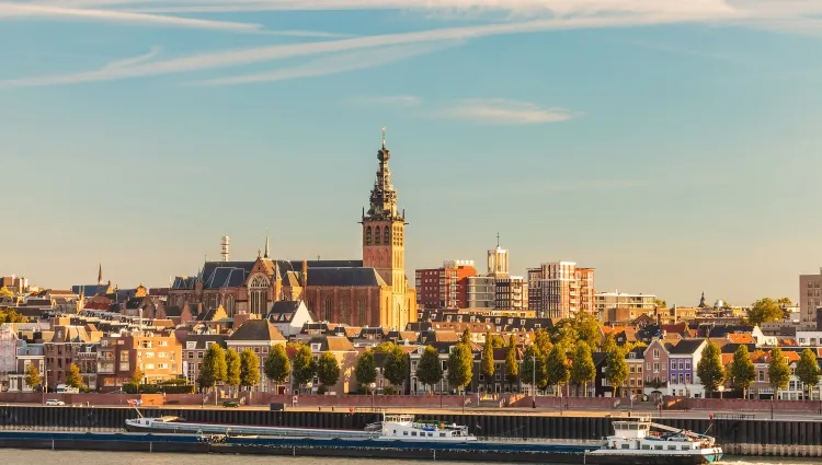 La ville de Nimègue en Hollande 