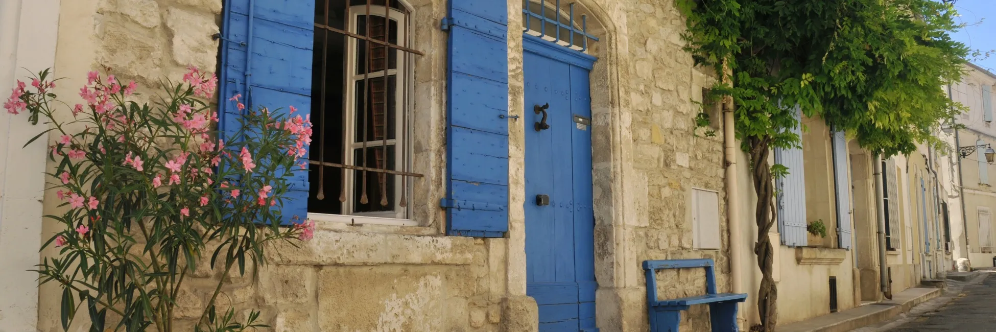 Ruelle dans la ville d'Arles