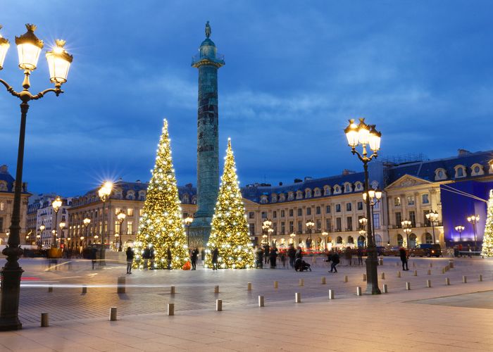 Paris, vitrines de rêve et marchés de Noël (formule port/port)