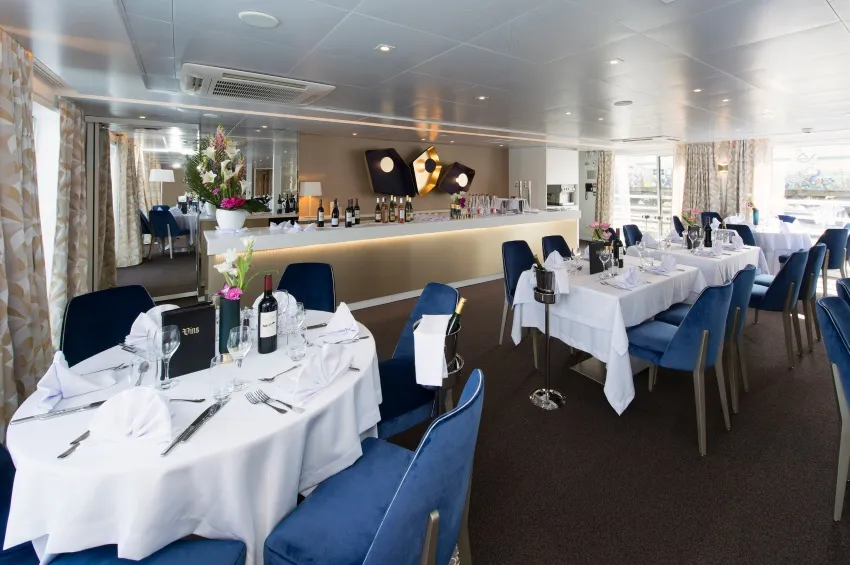 Restaurant of the ship