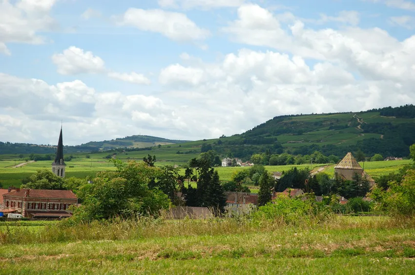 Le pittoresque village de Santenay 