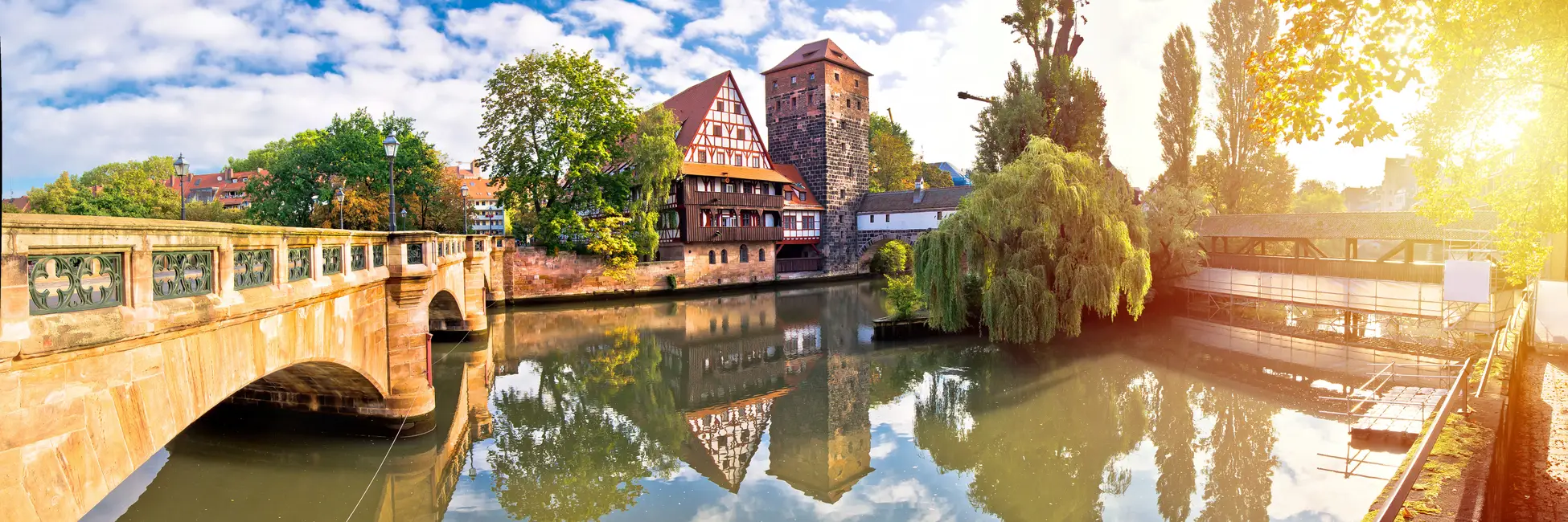 Le canal dans la ville de Nuremberg 
