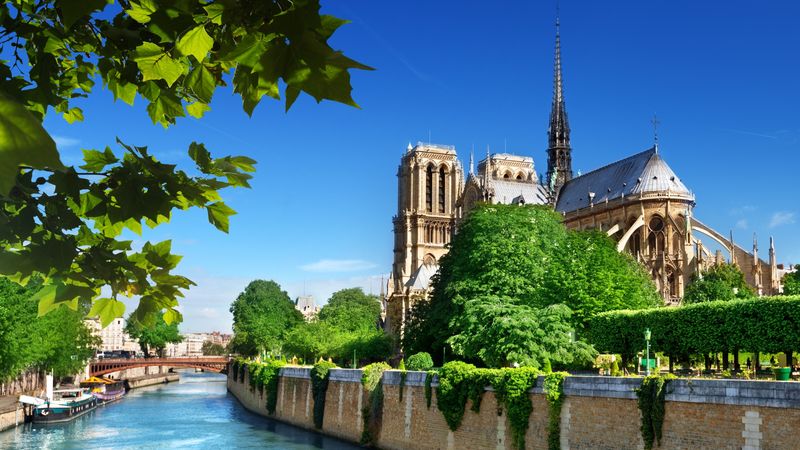 Croisière au coeur de Paris, découvertes insolites (formule port/port)
