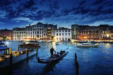 Vignette canal de Venise de nuit 