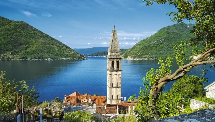 Point de vue sur l'église de Kotor 