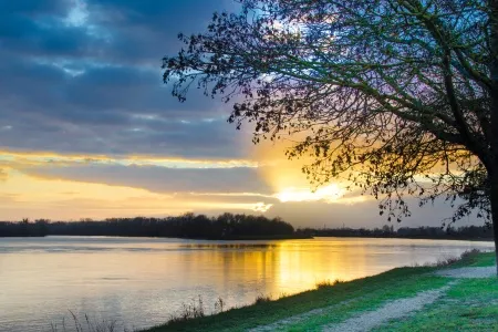 Coucher du soleil sur le Rhin 