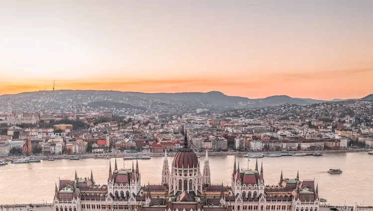 Vue du ciel du Parlement hongrois 