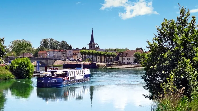 Croisières au fil des Canaux de France