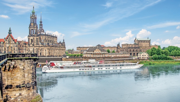 The MS Elbe Princesse Ship | The Perfect Ship To Sail The Elbe River ...