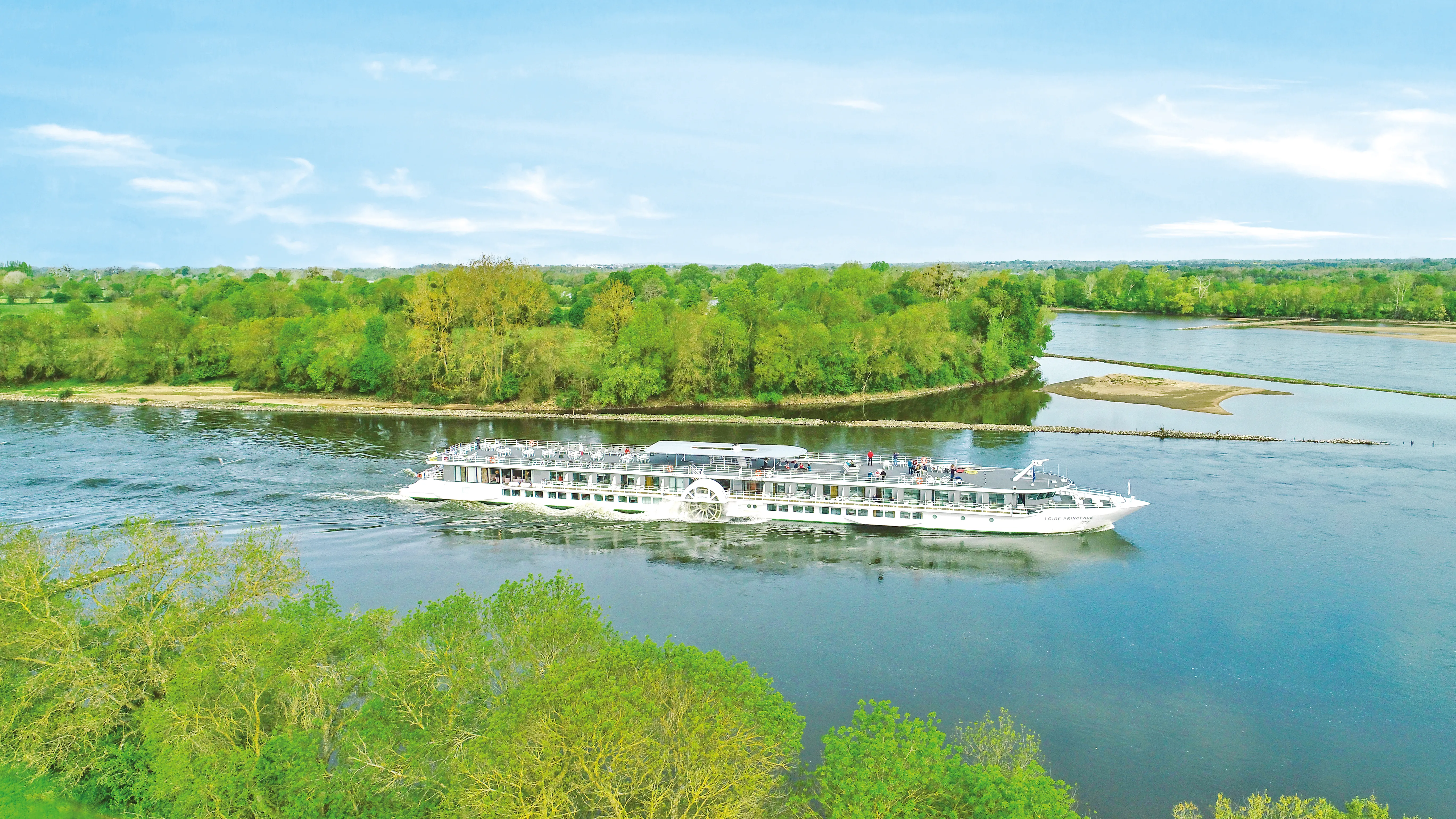 Le MS Loire Princesse sur la Loire 