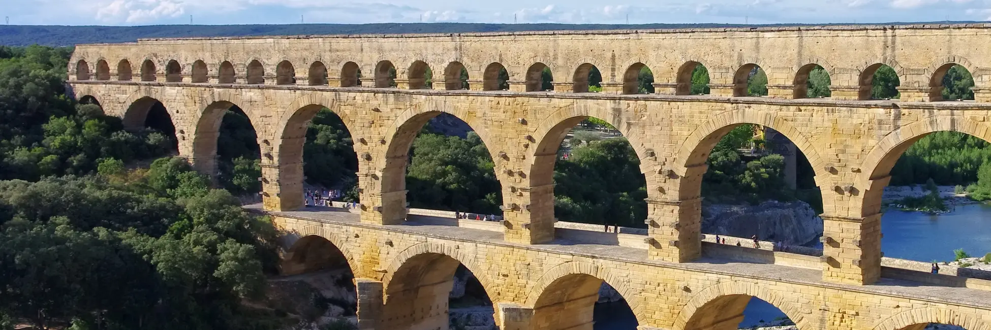 Le grandiose pont du Gard 