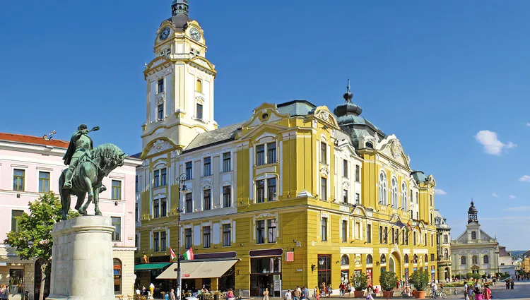 Le centre de la ville hongroise de Pécs 