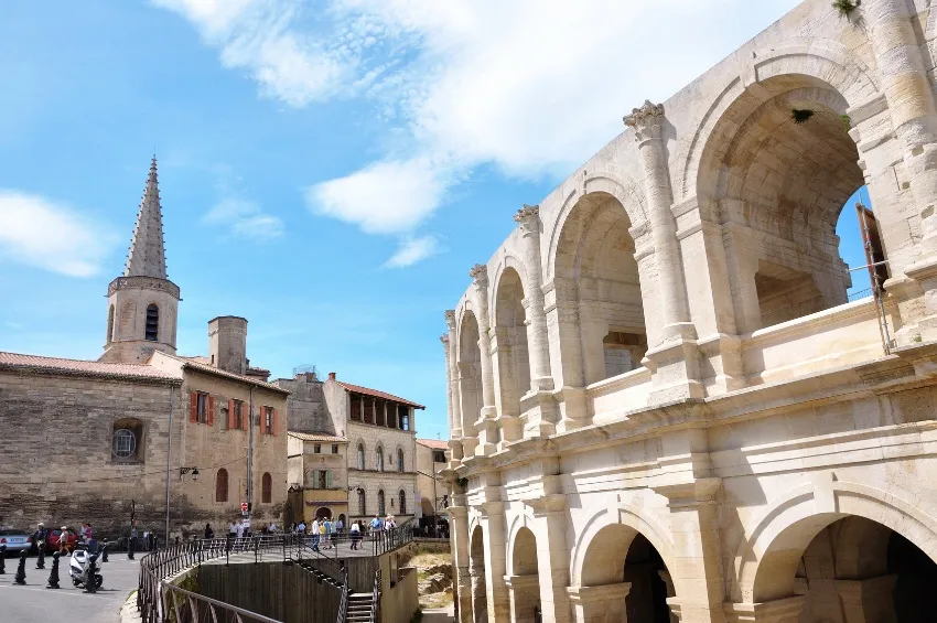 Les grandes arènes de Arles 