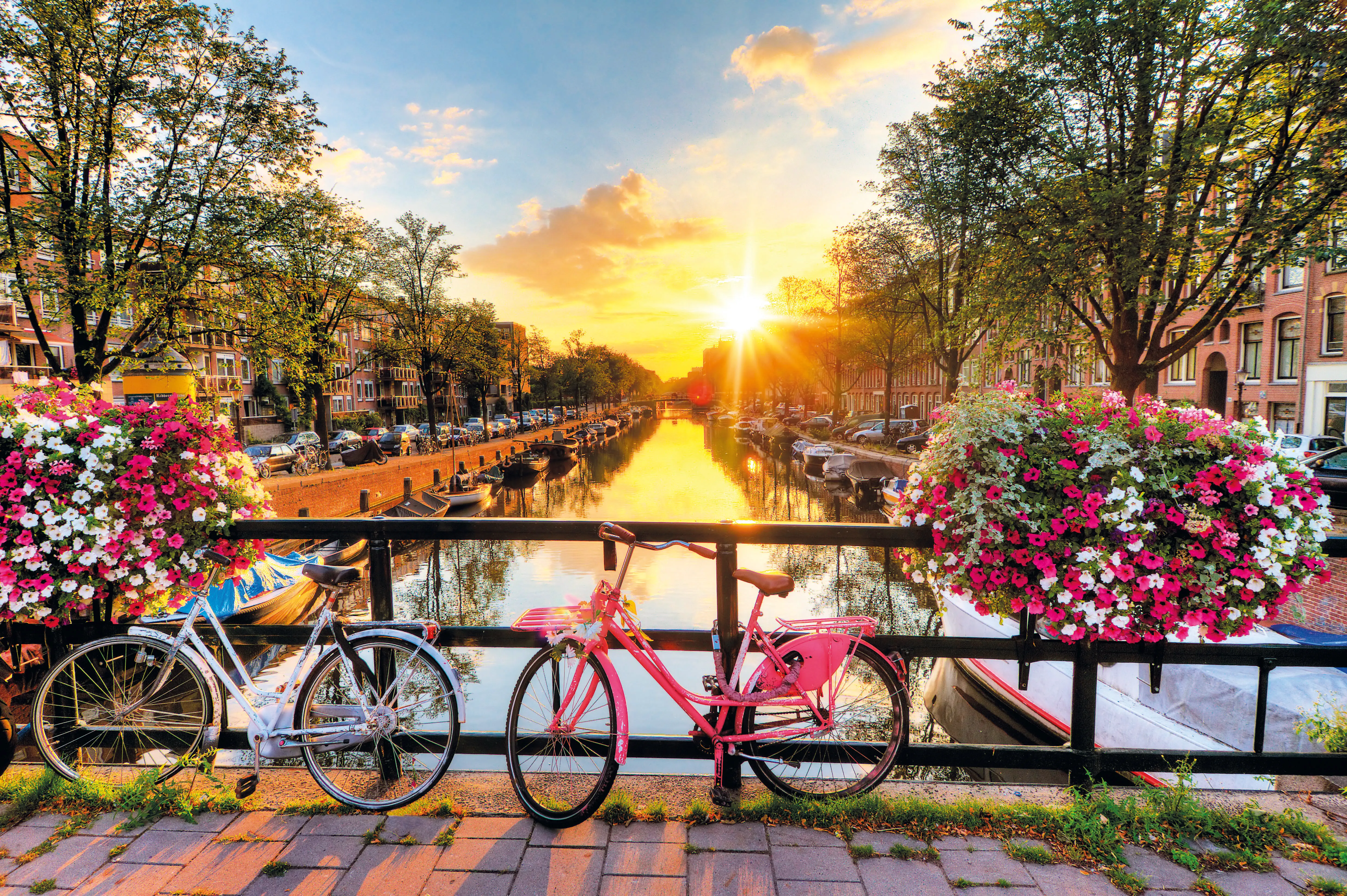 Coucher de soleil sur les quais d'Amsterdam 