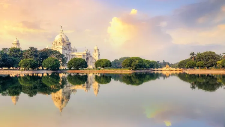 Le Victoria Mémorial au coucher du soleil 