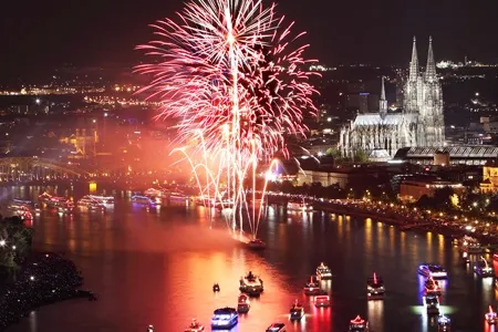 Vignette Rhin en flammes à Cologne 