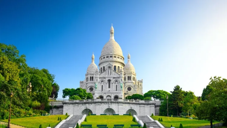 Vue d'ensemble sur la basilique Montmartre 