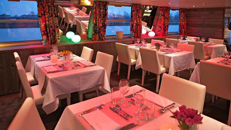 restaurant