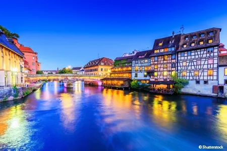 Vignette CroisiEurope Strasbourg de nuit 