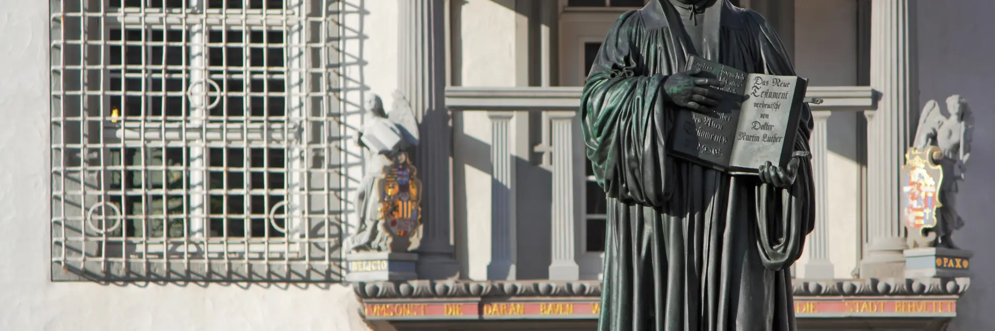 Emblématique Statue de Martin Luther à Wittenberg
