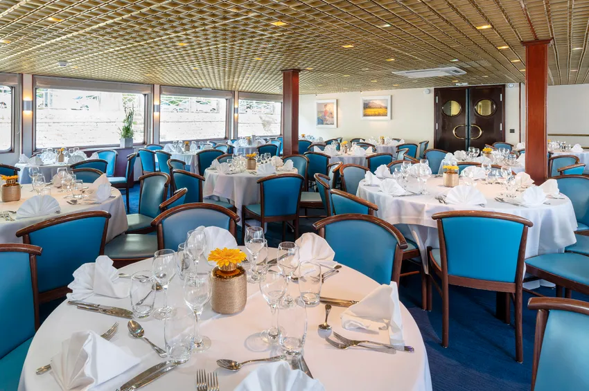 Restaurant of the MS Mistral