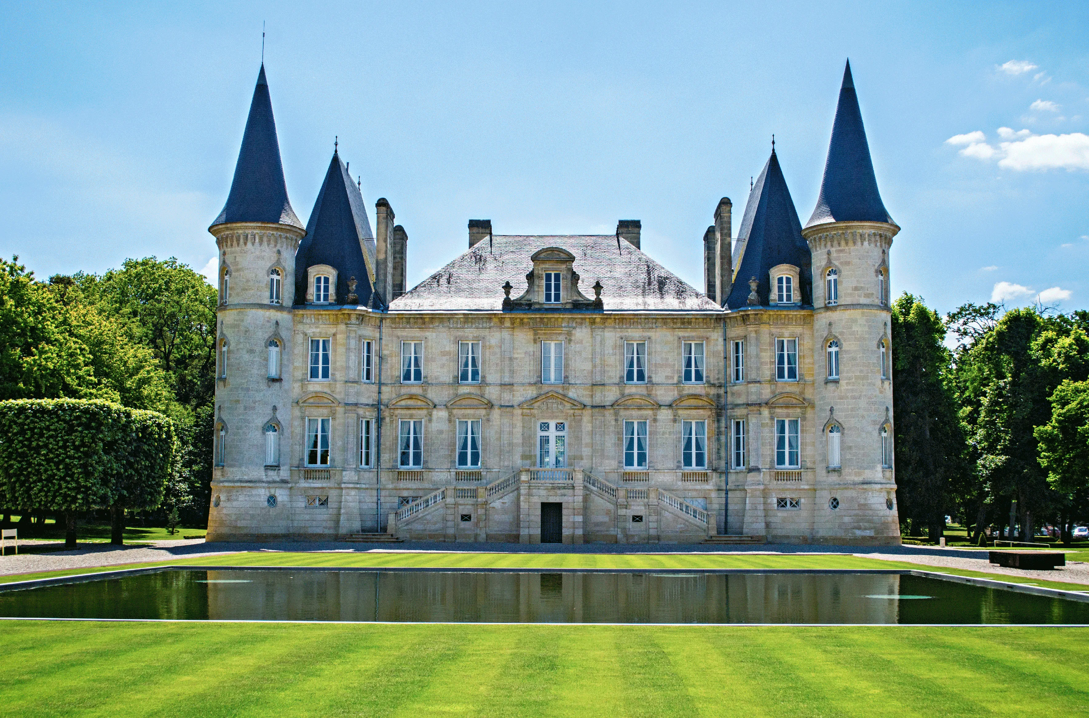 Château Pichon Longueville à Bordeaux 