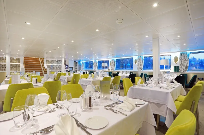 Restaurant on the Elbe Princesse II