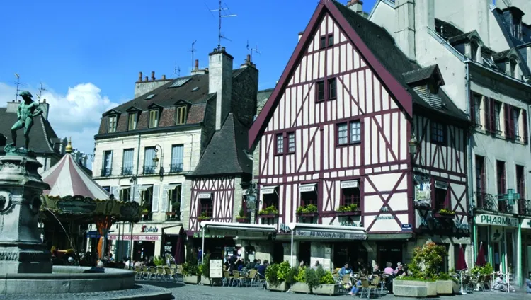 Place du Bareuzai à Dijon 