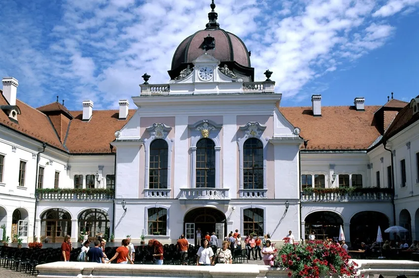 Extérieur du palais de Godollo