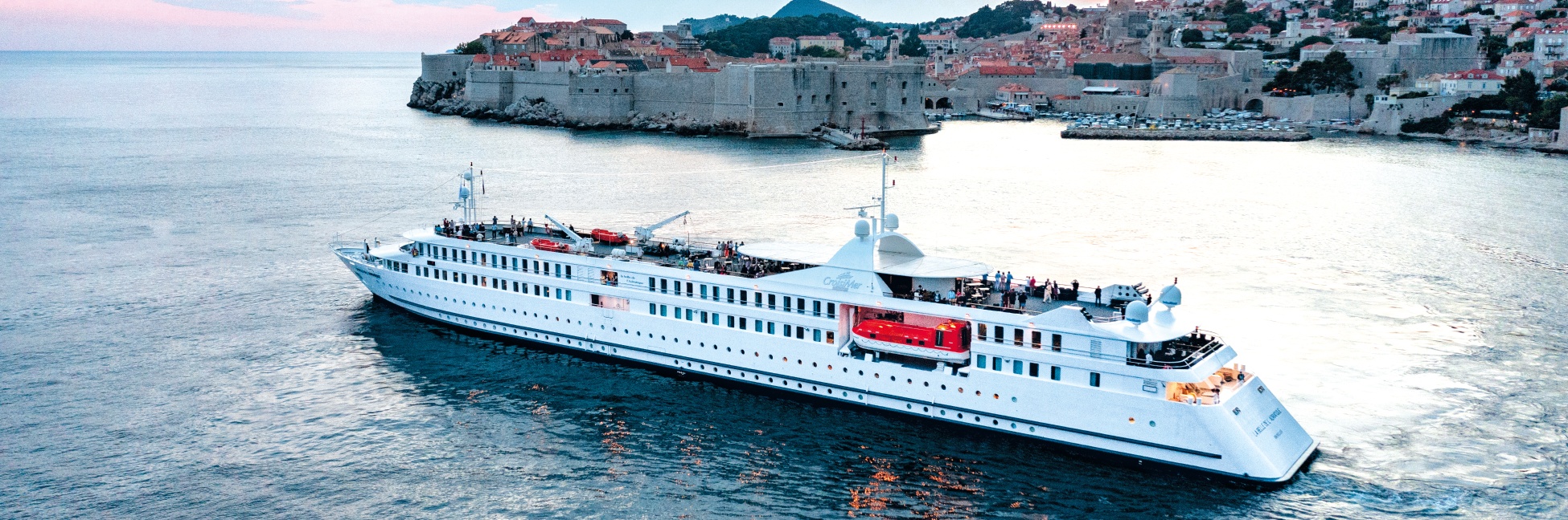 Imágenes del barco MV La Belle de L'adriatique