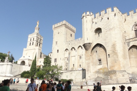 France - Sud Est et Provence - Arles - Avignon - Croisière Santons et Traditions de Noël au Fil des Canaux de Provence