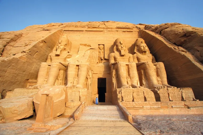 L'entrée des temples d'Abou Simbel 