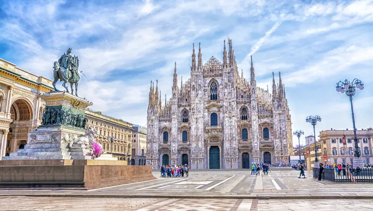 Le Duomo di Milano et sa place 